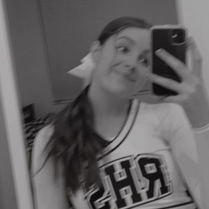 Meet your Posher, Hailey